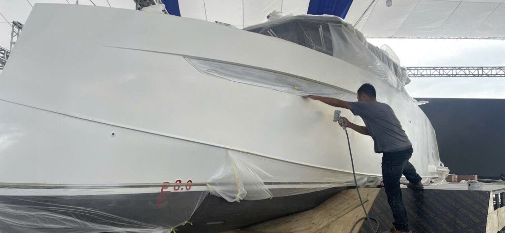 MT PSI Thi Công Sơn Du Thuyền ESCAPADE 369 – Niềm Tự Hào “Made in Vietnam” 542935829 697920506602353 4049634344360698984 n